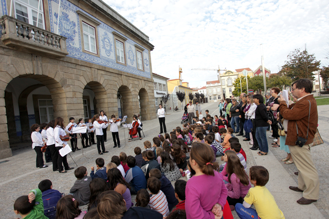 Centenas celebraram a Música nas escolas e ao ar livre