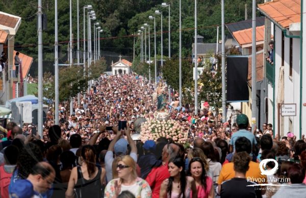 Milhares na Peregrinação à Senhora da Saúde