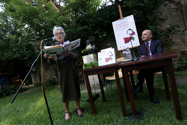 Luísa Dacosta partilhou as suas histórias, na Casa do amigo Manuel Lopes