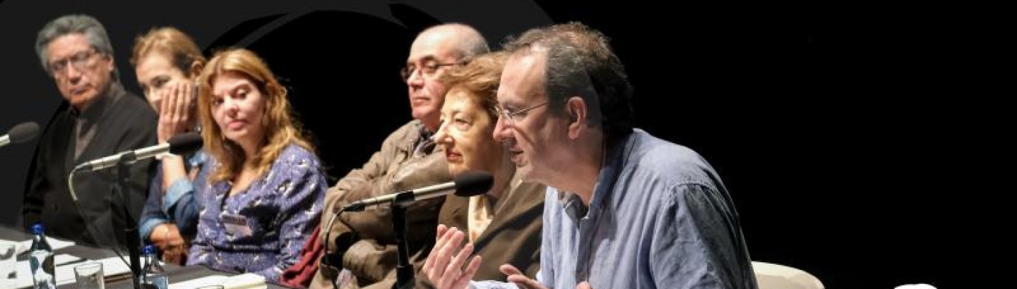 O poder das palavras destacado pelos escritores na Mesa 2