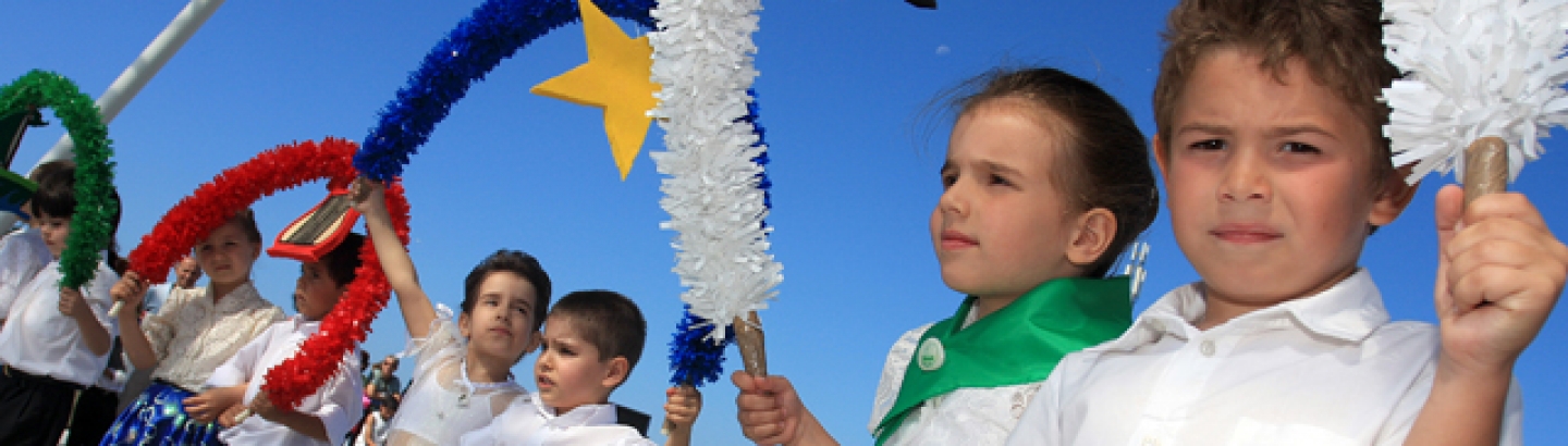 Festas de S. Pedro: crianças recriam tradição