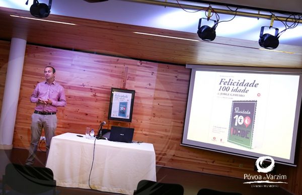 Felicidade 100 idade: livro apresentado na Biblioteca