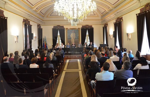 Presidente da Câmara Municipal reúne-se com todos os funcionários