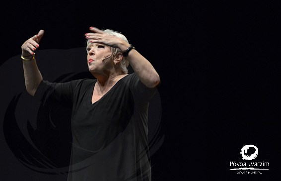 Ana Bola sem filtro e com muita graça