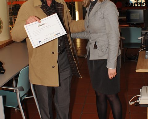 Casa da Juventude promove formação em Tecnologias de Informação