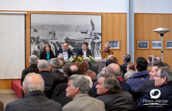 “Caminhos-de-ferro construídos em Portugal” foi um dos livros lançados este fim de semana