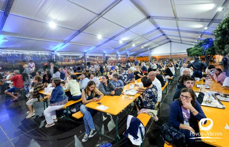 “Festa da Sardinha” encheu a tenda do Póvoa ao Ar Livre