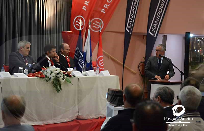 Conferência sobre energias renováveis encheu Diana-Bar