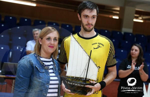 Póvoa vence Torneio de Verão de Andebol