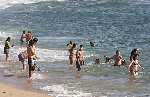 Águas Balneares – proposta aprova prática balnear em todas as praias poveiras