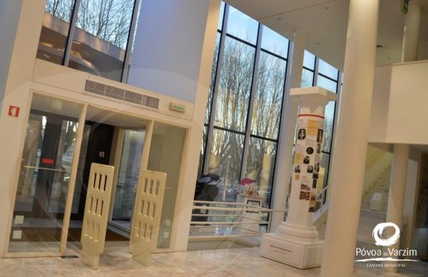 Alargamento do horário de abertura ao público da Biblioteca