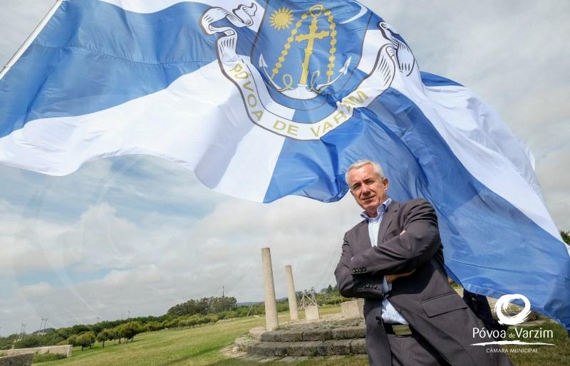 Bandeira hasteada no Parque da Cidade anuncia grande evento da Póvoa de Varzim