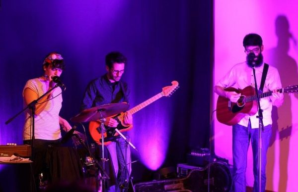 Birds are Indie no Café Concerto