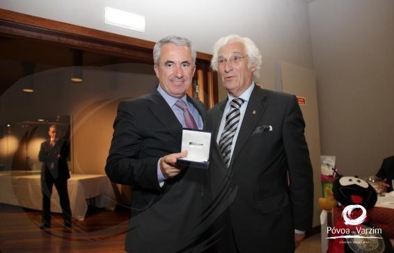 Câmara da Póvoa de Varzim recebe reconhecimento do Rotary Club no 50º Aniversário