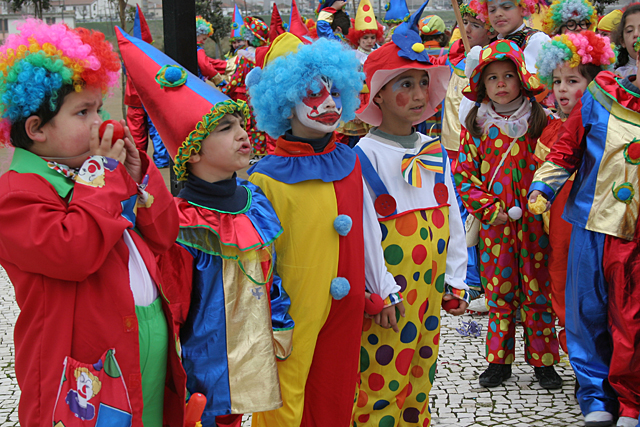 3200 crianças festejaram Carnaval nas ruas da Póvoa