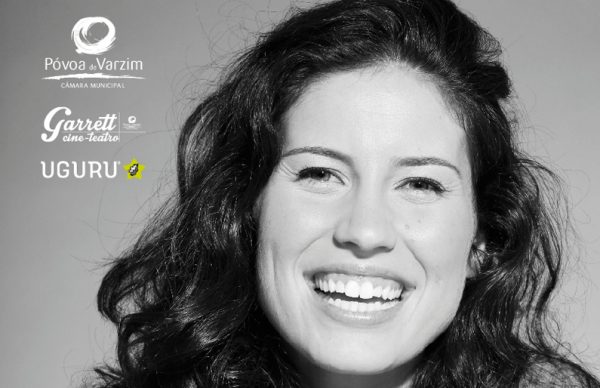 Cati Freitas atua no Cine-Teatro Garrett