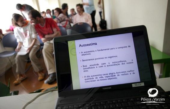 Cerca de três dezenas de pessoas refletiram sobre igualdade de género