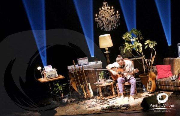 Concerto intimista mas com casa cheia com "Três a solo no Garrett"