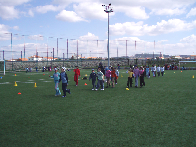 Actividade física reuniu alunos do ensino básico antes das férias da Páscoa