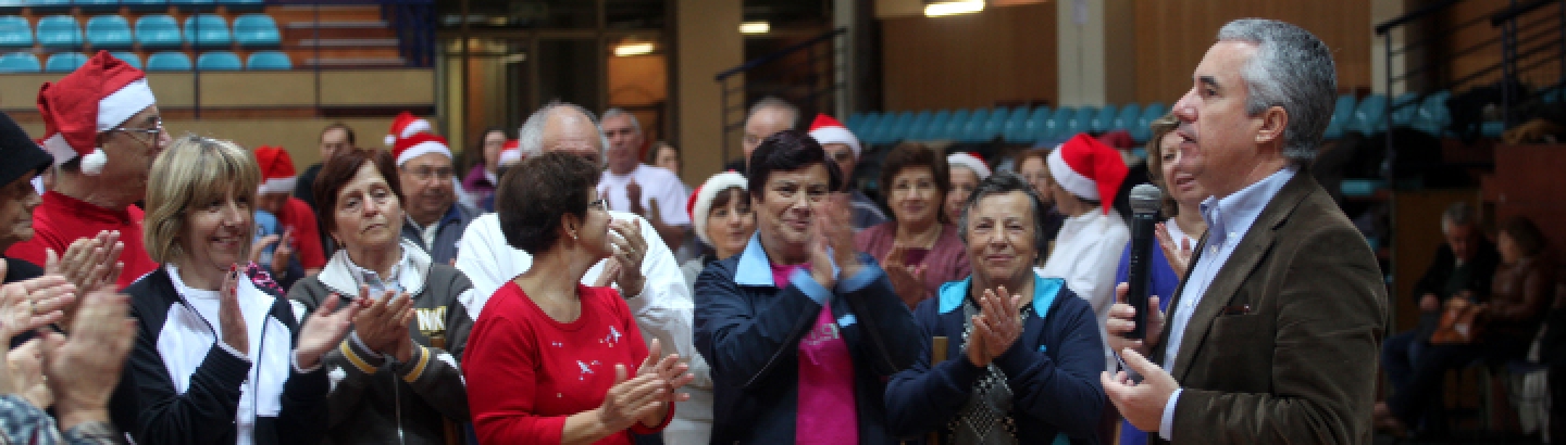 No desporto sénior presidente do município desejou ano de 2014 mais solidário