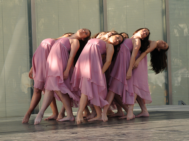 Dia Mundial da Dança: Passeio Alegre recebe espectáculo com mais de 80 bailarinos
