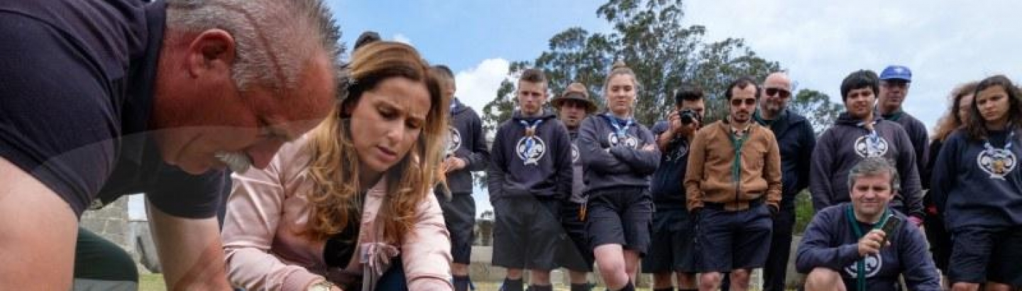 Escuteiros plantaram árvores em Argivai