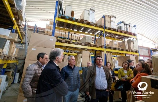 Executivo visita a Sofermar, empresa de materiais de construção com 40 anos de experiência