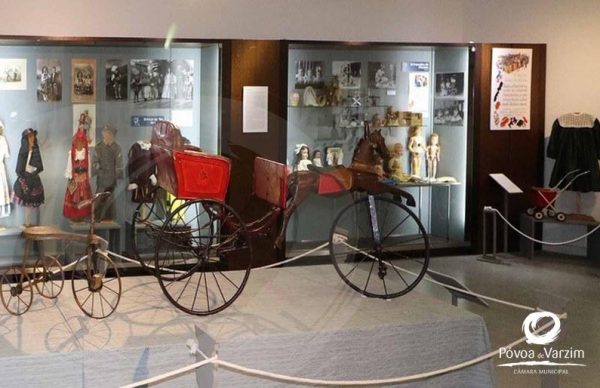Exposição “Como brincavam os nossos pais, avós e bisavós” tem novos brinquedos