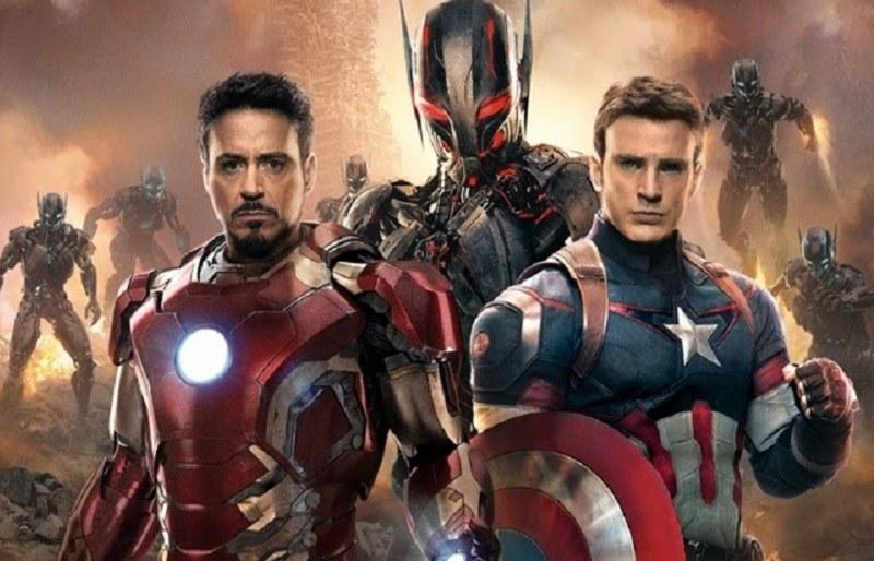 Filme Os Vingadores na sessão de cinema de domingo