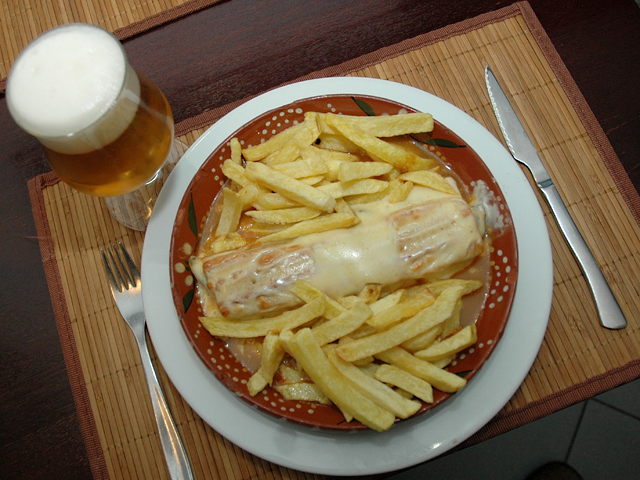 Francesinha Poveira: sabor de Junho