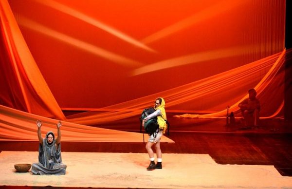 "Fronteiras em Desertos" no Cine-Teatro Garrett