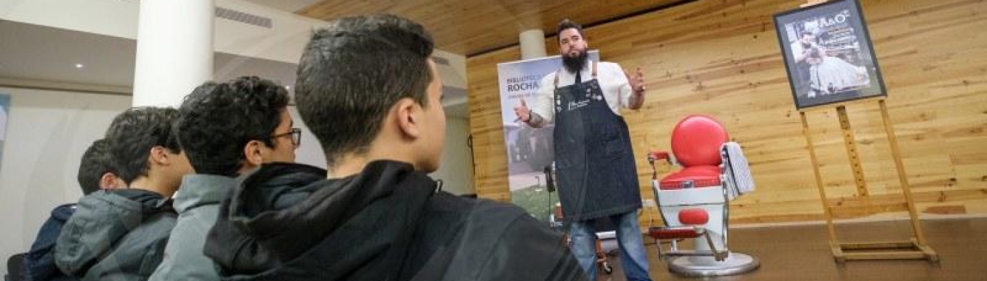 João Pinto falou sobre a moda das barbearias numa sessão de Artes & Ofícios