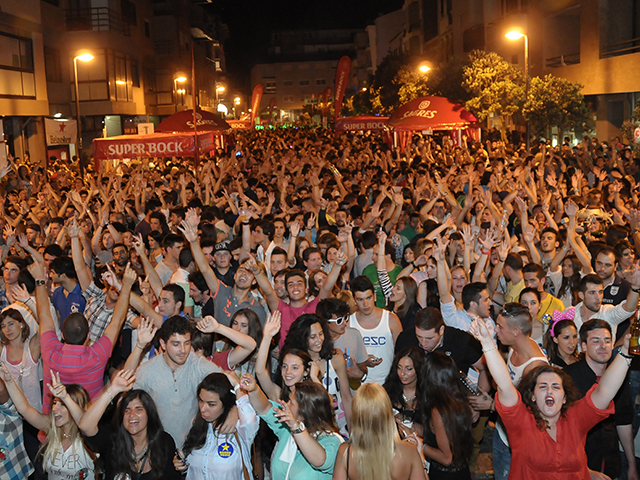 Mar de gente nas Festas da Cidade