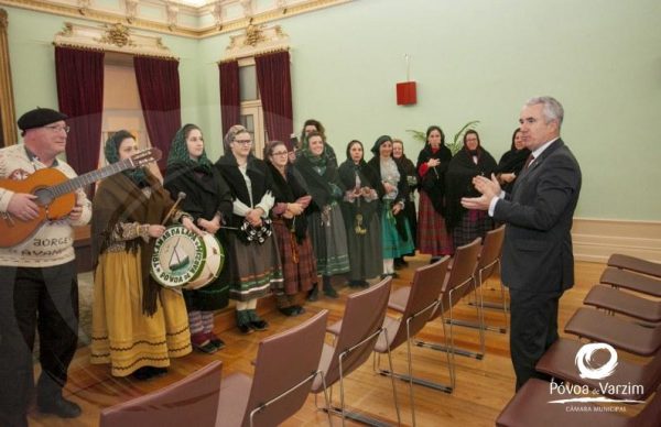 Leões da Lapa cantaram as Janeiras nos Paços do Concelho