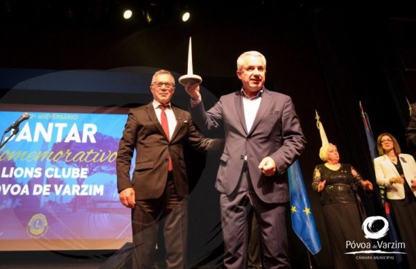 Lions Clube homenageia Presidente da Câmara no seu 42º aniversário