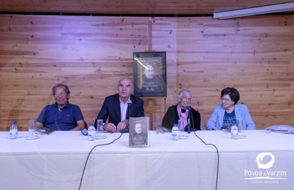 Livro "Maria Doceira" foi apresentado na Biblioteca