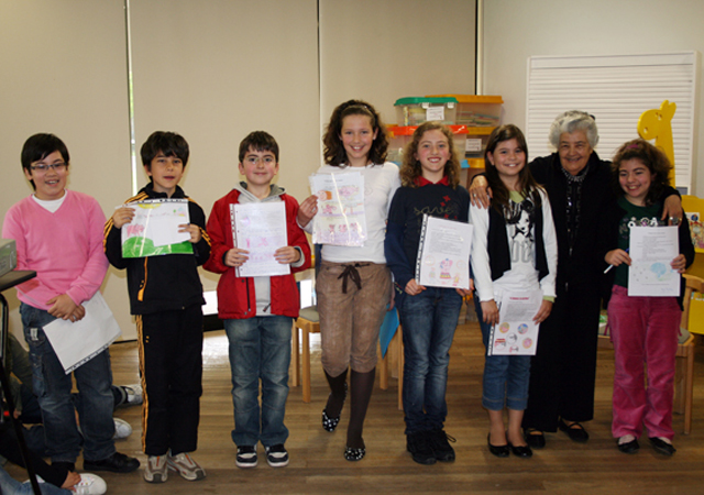 Luísa Dacosta encontra-se com público infantil, na Póvoa de Varzim