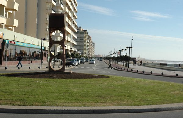 Avenida dos Banhos – trânsito interdito nos fins-de-semana de Verão