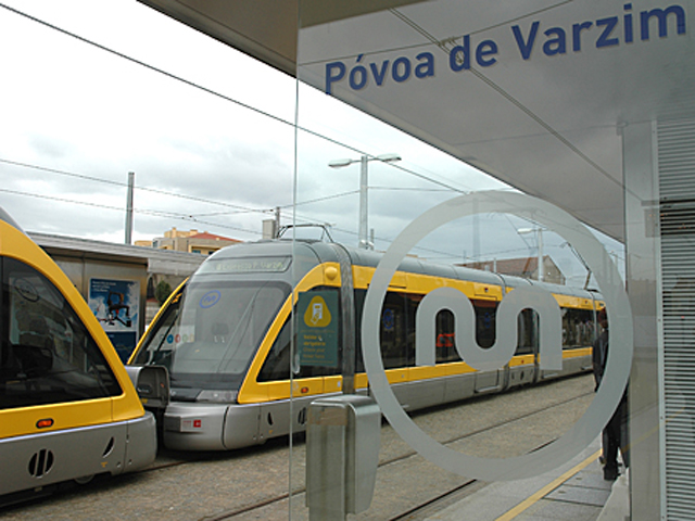 Metro do Porto com "novo" expresso às 06h41