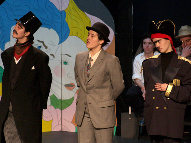 Mês do Teatro estende-se até Abril