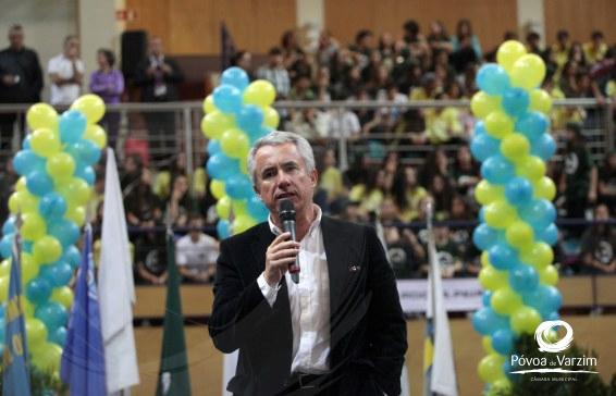 Município e comunidade escolar partilharam tarde de festa