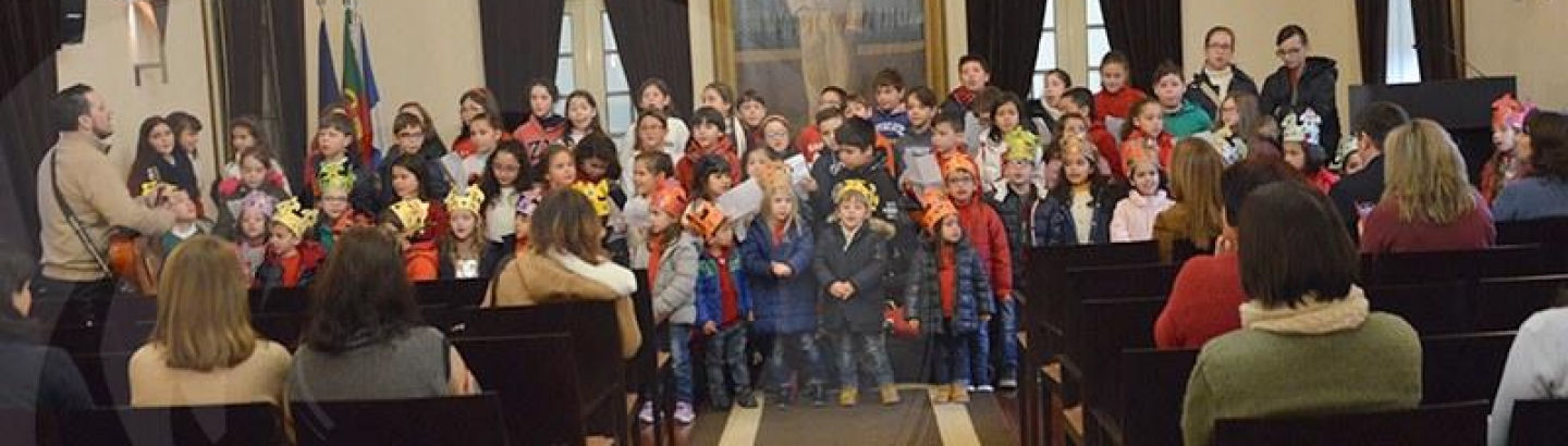 Na Câmara Municipal também se cantam as Janeiras