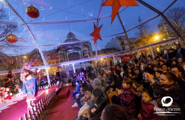 Palácio do Pai Natal encheu-se de sorrisos e magia