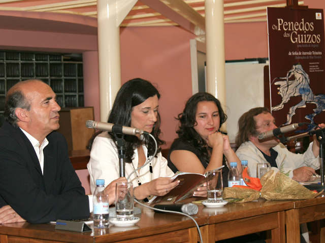 "Os Penedos dos Guizos" - a preservação da memória poveira em obra infantil lançada no Diana Bar