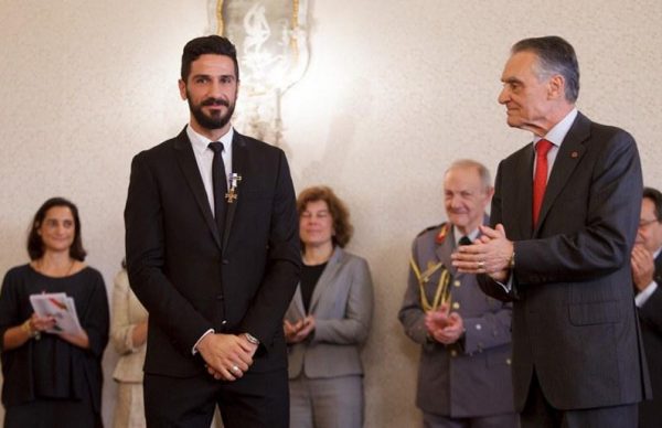Poveiro Bruno Torres homenageado pelo Presidente Cavaco Silva
