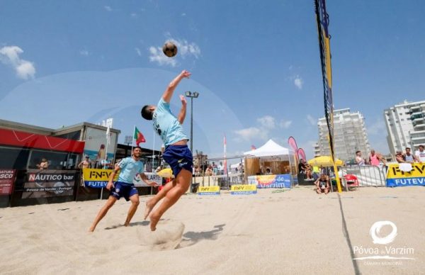 Poveiros dominam Campeonato Nacional de Futevólei