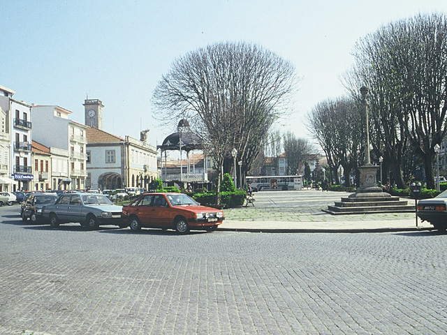 Arranjo urbanístico da Praça do Almada