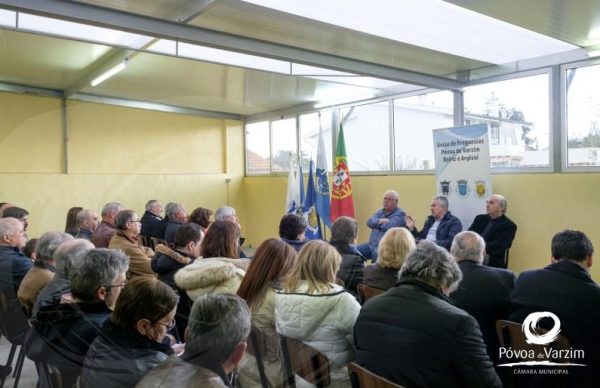 Presidente em Argivai mantém proximidade da população