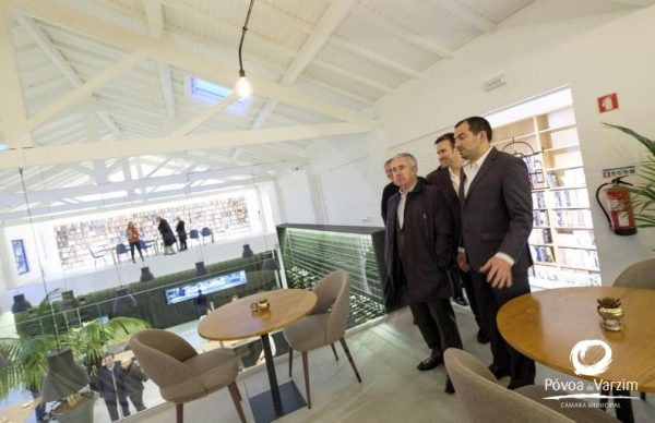 Presidente inaugura o Theatro, um espaço “impensável há 3 anos”