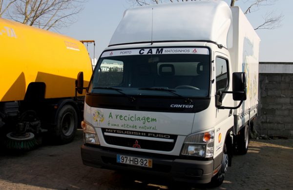 Duas novas viaturas reforçam circuito de recolha de resíduos